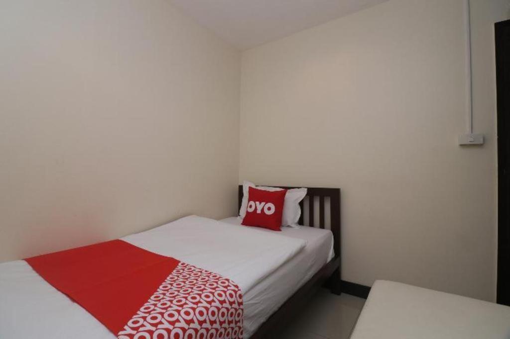 OYO 253 Kk 11 Boutique Inn Bangkok Extérieur photo